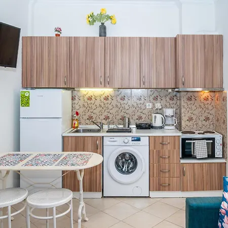 Modern Upon Tsimiski * Салоники